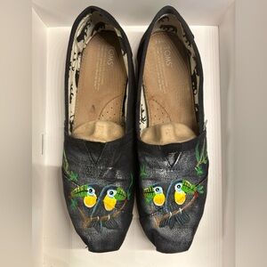 Tom’s Pierre Toucan